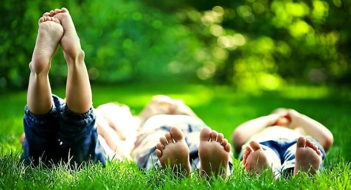 Jugar al aire libre es importante para nuestra salud