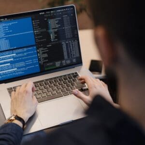 Cómo ganar experiencia laboral en el sector IT cuando recién empiezas