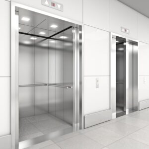 Cómo sobrevivir durante una caída de ascensor
