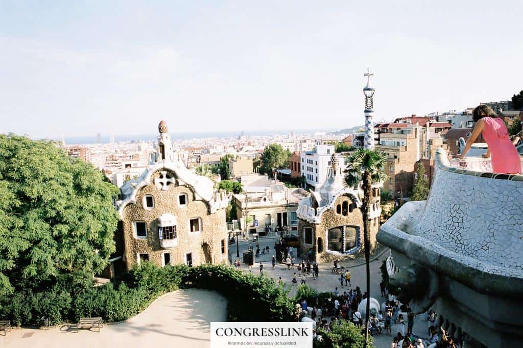 Descubre los mejores planes para parejas en Barcelona