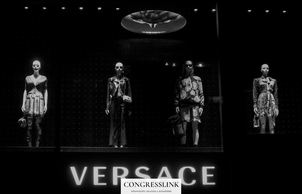 Historia de Versace: El legado de la moda y el lujo