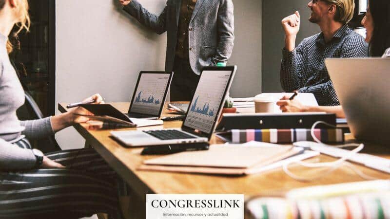 Team building: experiencias que transforman equipos y fortalecen la cultura empresarial